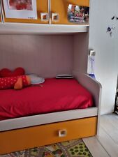 Vendo cameretta, come nuova completa di 2 materassi perfettamente funzionante €