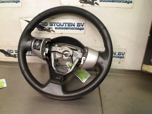 Volante toyota yaris - toyota,