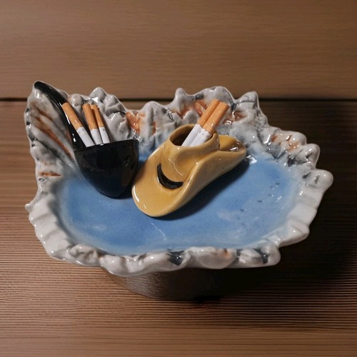 Vintage ceramic ashtray with - ceramic,