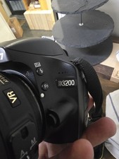 MACCHINA FOTOGRAFICA NIKON D3200 COMPRESA DI OBIETTIVO 