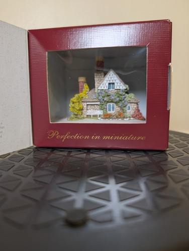 Lilliput lane vine cottage - vine,