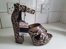 SANDALI CON TACCO ALTO MANGO