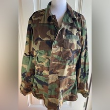 Giacca militare mimetica