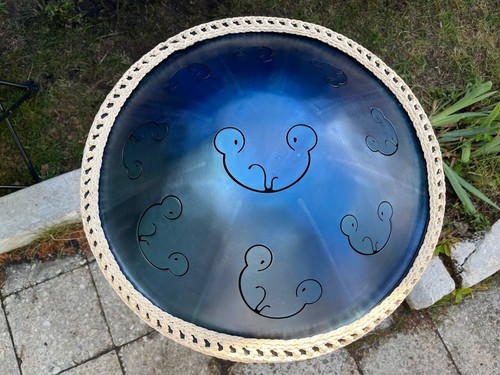 Golden arcadia drum - b, handpan