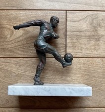 SCULTURA ART DECO CALCIATORE