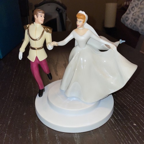 Cake topper walt disney - cake,