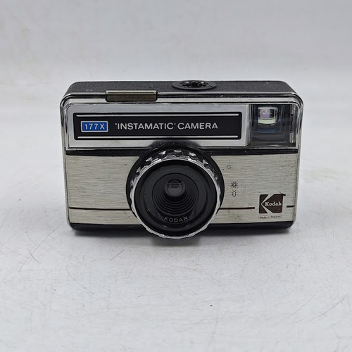 Fotocamera kodak instamatic - fotocamera,