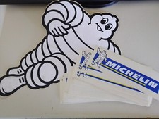 MICHELIN , LOTTO ADESIVI ( 25 ) 14 CM + 1 X Omino Michelin Bibendum  28 CM 
