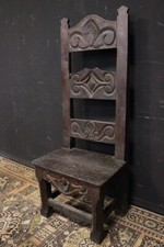 Bellissimo antico trono /