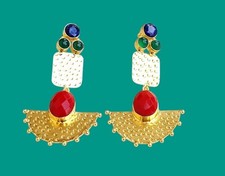 Splendido orecchino a goccia