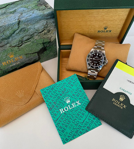 Rolex submariner date - rolex,