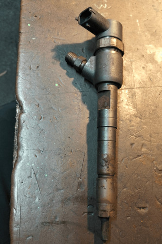 93190435 iniettore diesel opel - iniettore,