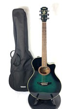 Chitarra acustica elettrica