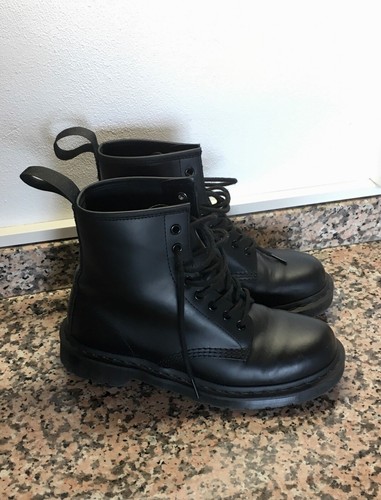 Martens anfibi neri - dr,
