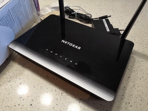 Modem router netgear n600 dual - router,
