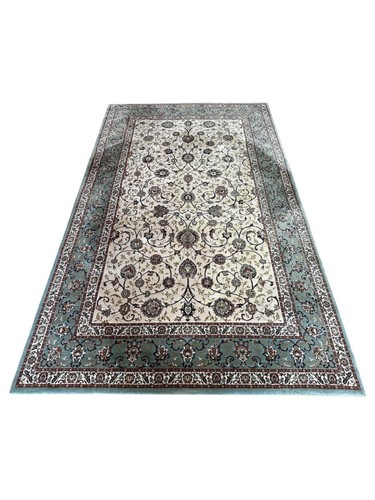 Tapis oriental 3m - x,