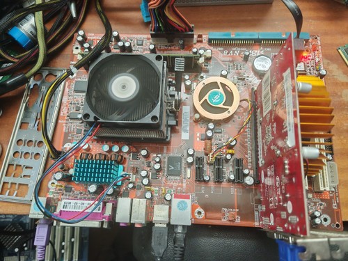 Abit nv8 socket - +, amd