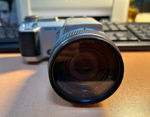 Sony cyber shot - cyber-shot, dsc-f717