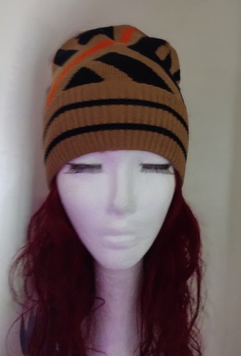 Gorgeous knitted new warm - gorgeous,