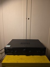 Amplificatore stereo integrato