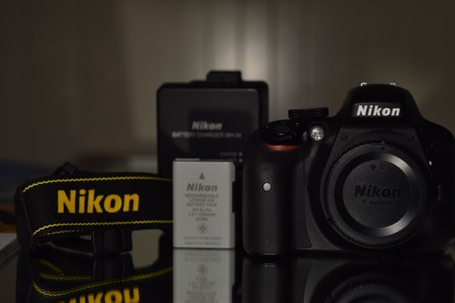 Nikon d3300 body - nikon,