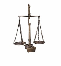 Antica bilancia portoghese decorativa 7 pesi e 2 piatti Ottone invecchiato nuova