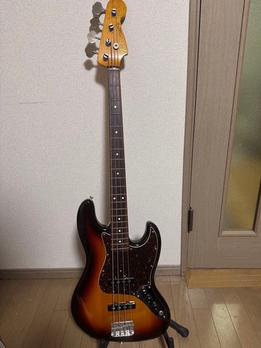 Fender made japan - made,