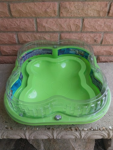 Hasbro beyblade stadium arena - hasbro,