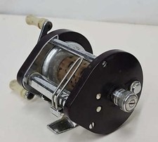 Antico mulinello da pesca a