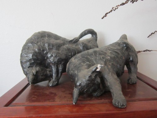 Coppia sculture toro - di,