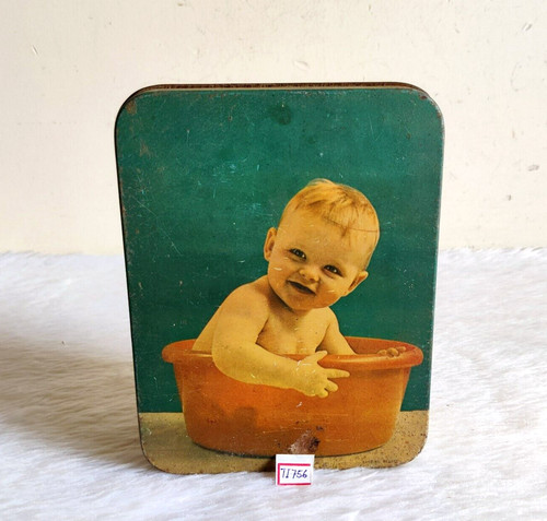 Vintage bambino bathing - vintage, in