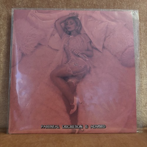 Sabrina carpenter bed chem - sabrina,