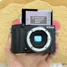 Nikon 1 J5 20.8 MP DSLR