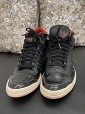 Adidas Hi Top scarpe da ginnastica serie elegante nere con rosso taglia UK 4 pelle verniciata