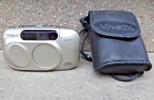 Fotocamera minolta 75w riva - 75w,