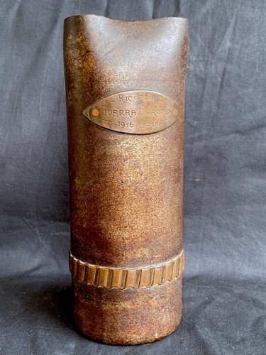 Vaso ferro ricavato da - vaso,