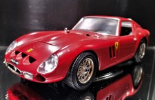 MODELLO AUTO BURAGO DIAMONDS FERRARI AV255 GTO 1962 3011 SCALA 1/18 VINTAGE XX