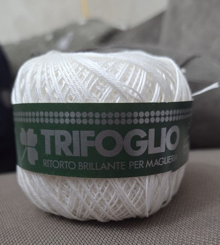 Gomitolo trifoglio ritorto - gomitolo,