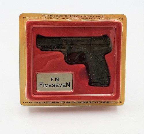 Pistole revolver fn - &,