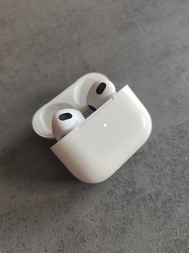 Apple airpods generazione - apple, 3.