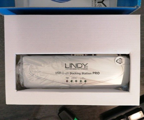 Docking station per - , laptop