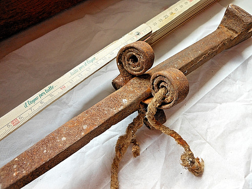 Antica incudine rurale priimo - rurale,