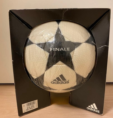 Adidas finale uefa - finale, 01/02