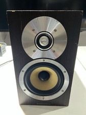 Altoparlante da scaffale B&W