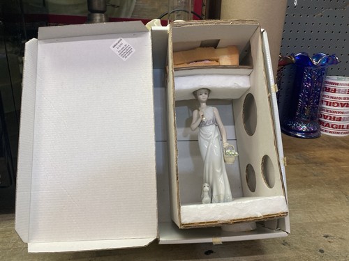 Vintage lladro 7617 - #7617, "garden