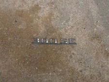 Mercedes 300SE stemma badge posteriore. 300SE W126