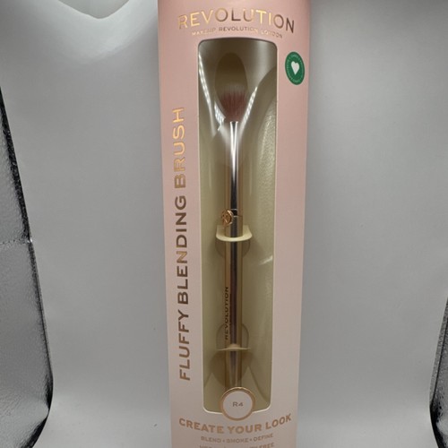 Makeup revolution fluffy - makeup,