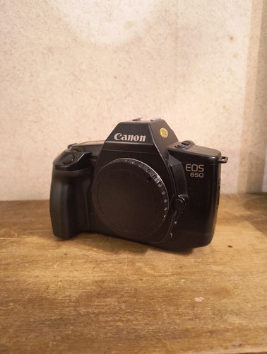 Canon eos 650 body - +, cap