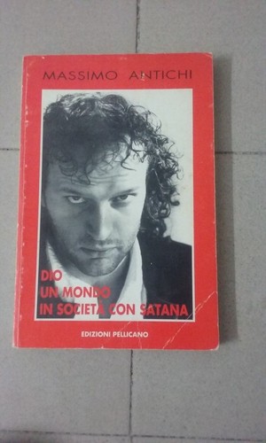 Dio mondo società con - un, in