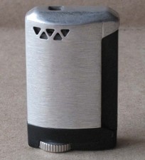 VECCHIO ACCENDISIGARI A GAS